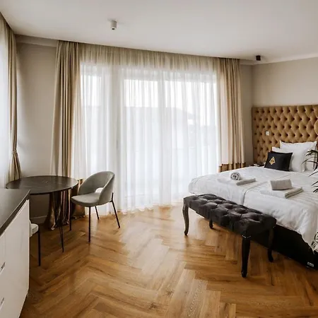 B - Boutique - Private Parking * Λιουμπλιάνα