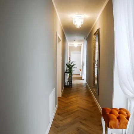 B - Boutique - Private Parking Daire Ljubljana
