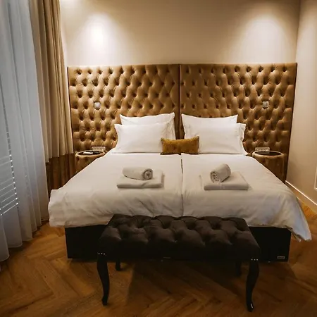 B - Boutique - Private Parking * Ljubljana