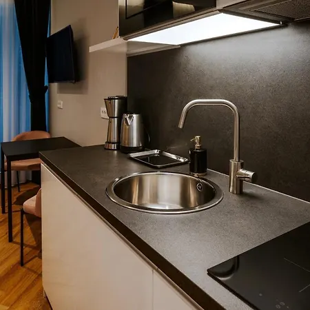 B - Boutique - Private Parking Daire
