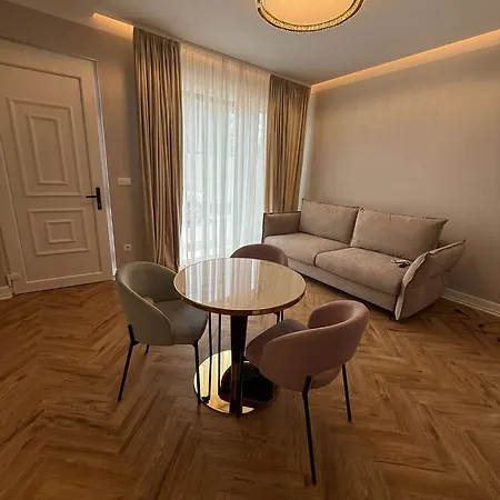B - Boutique - Private Parking Liubliana