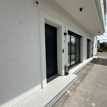 B - Boutique - Private Parking Apartamento Liubliana