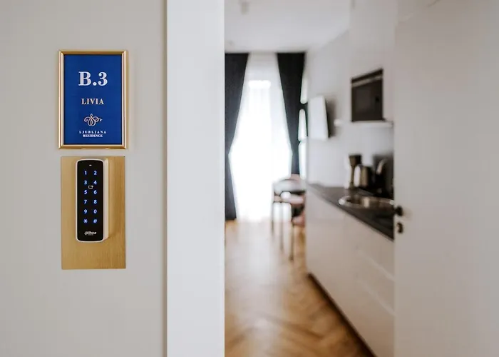 Bresidence With Free Private Parking