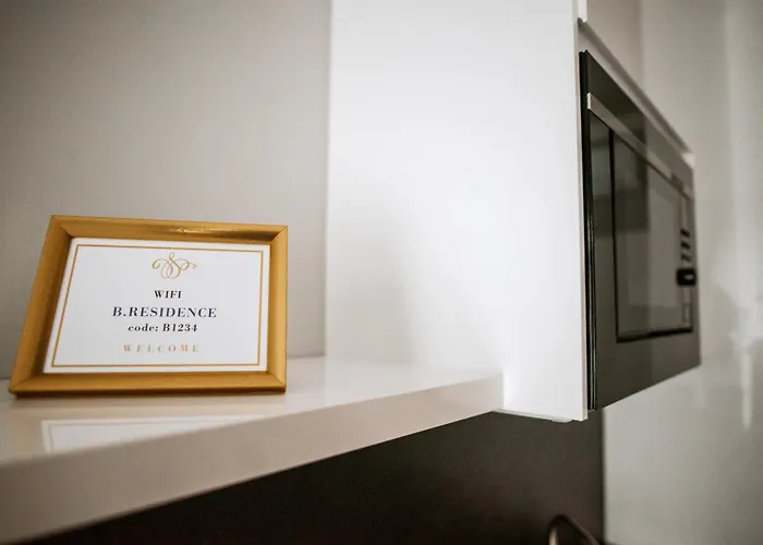 Bresidence With Free Private Parking Apartmán *